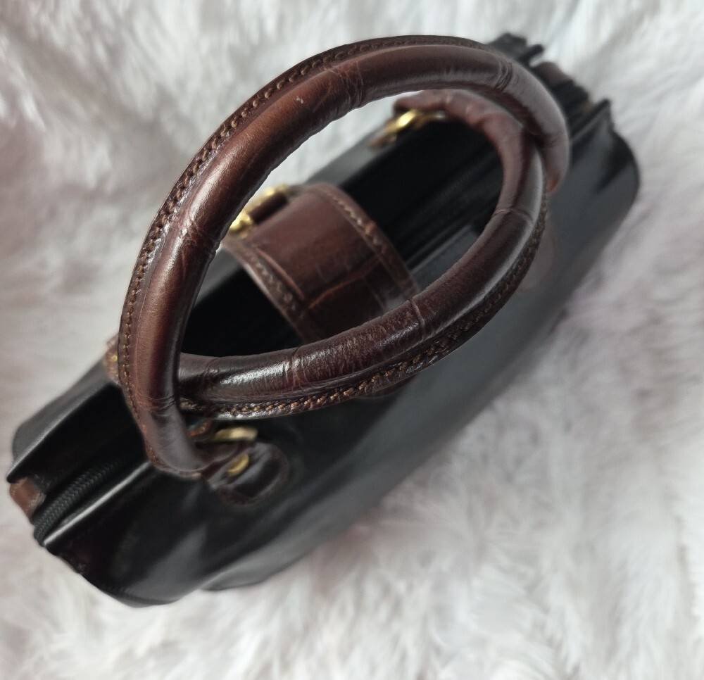 Classic Black and Brown Brahmin Women's Top-Handle Satchel - Picture 4 of 10